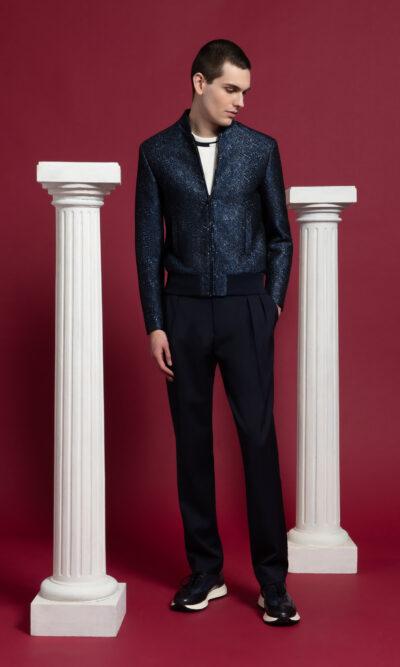 Blouson homme impression serpent bleu et pantalon marine