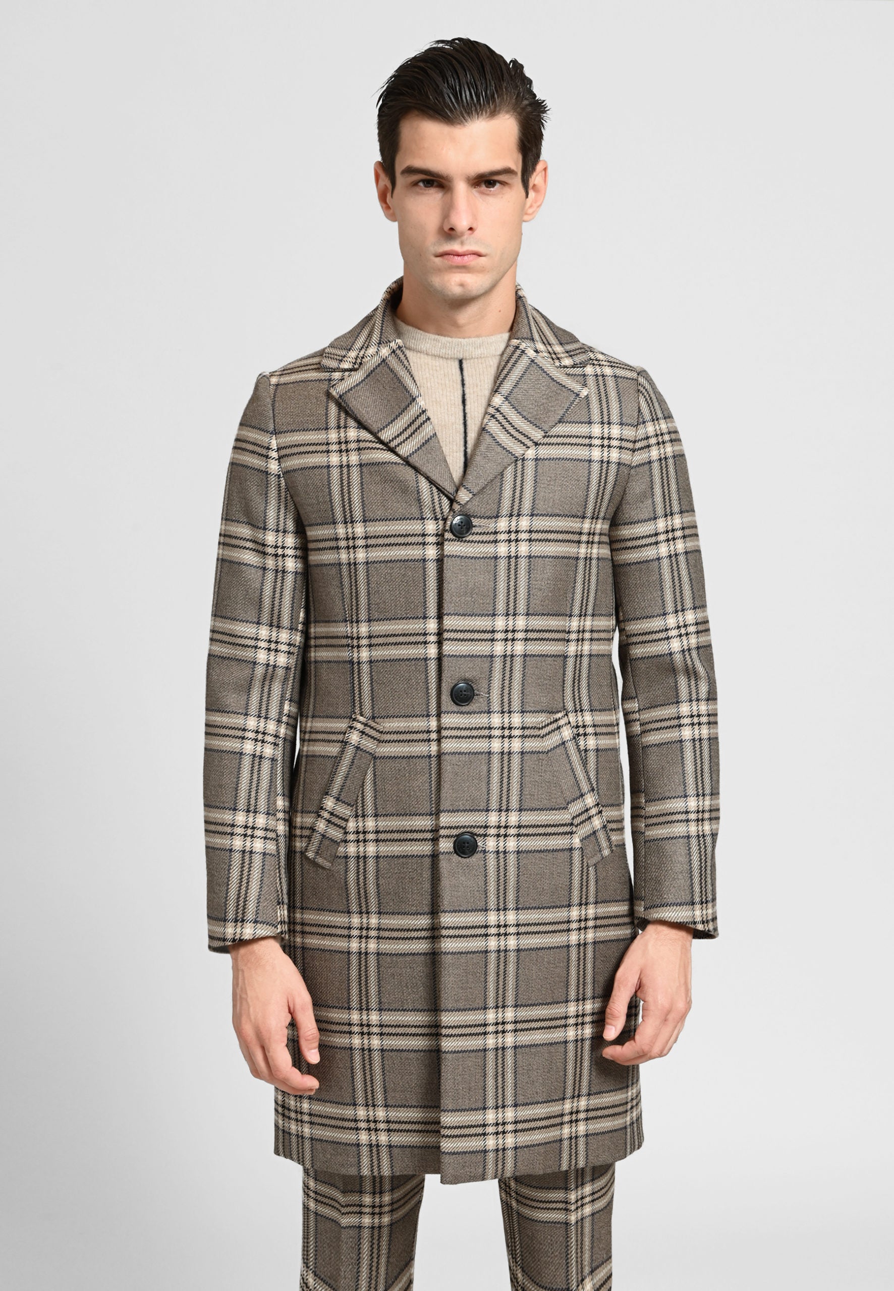 MANTEAU A CARREAUX