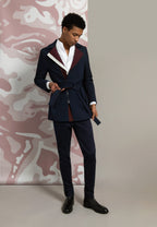 trois quart tricolore et chemise col montant blanche