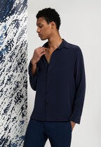 look homme chemisie soie marine pantalon laine bleu