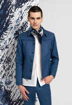 look homme blouson trucker bleu chemise blanche