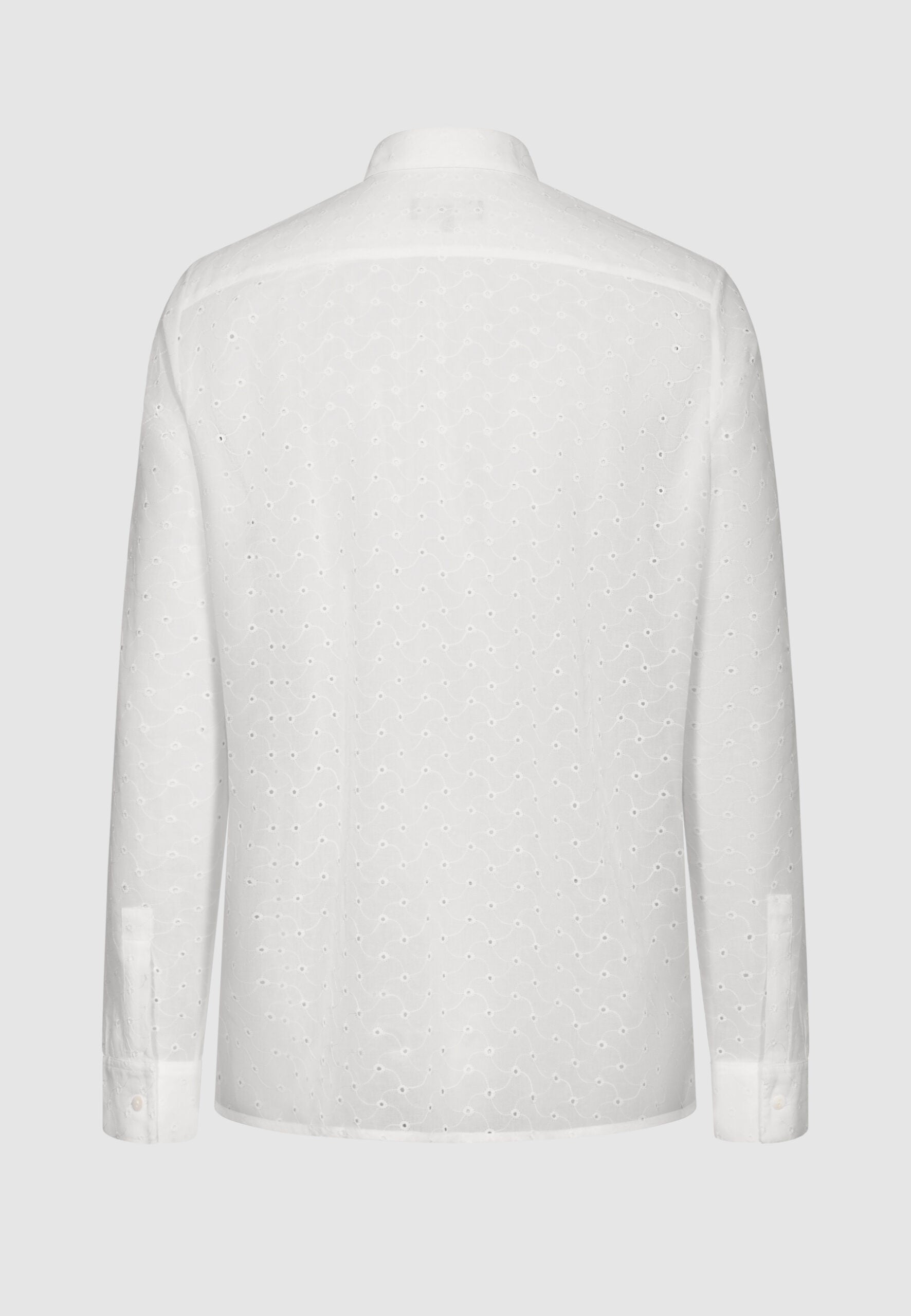 chemIse homme blanche broderie vue dos