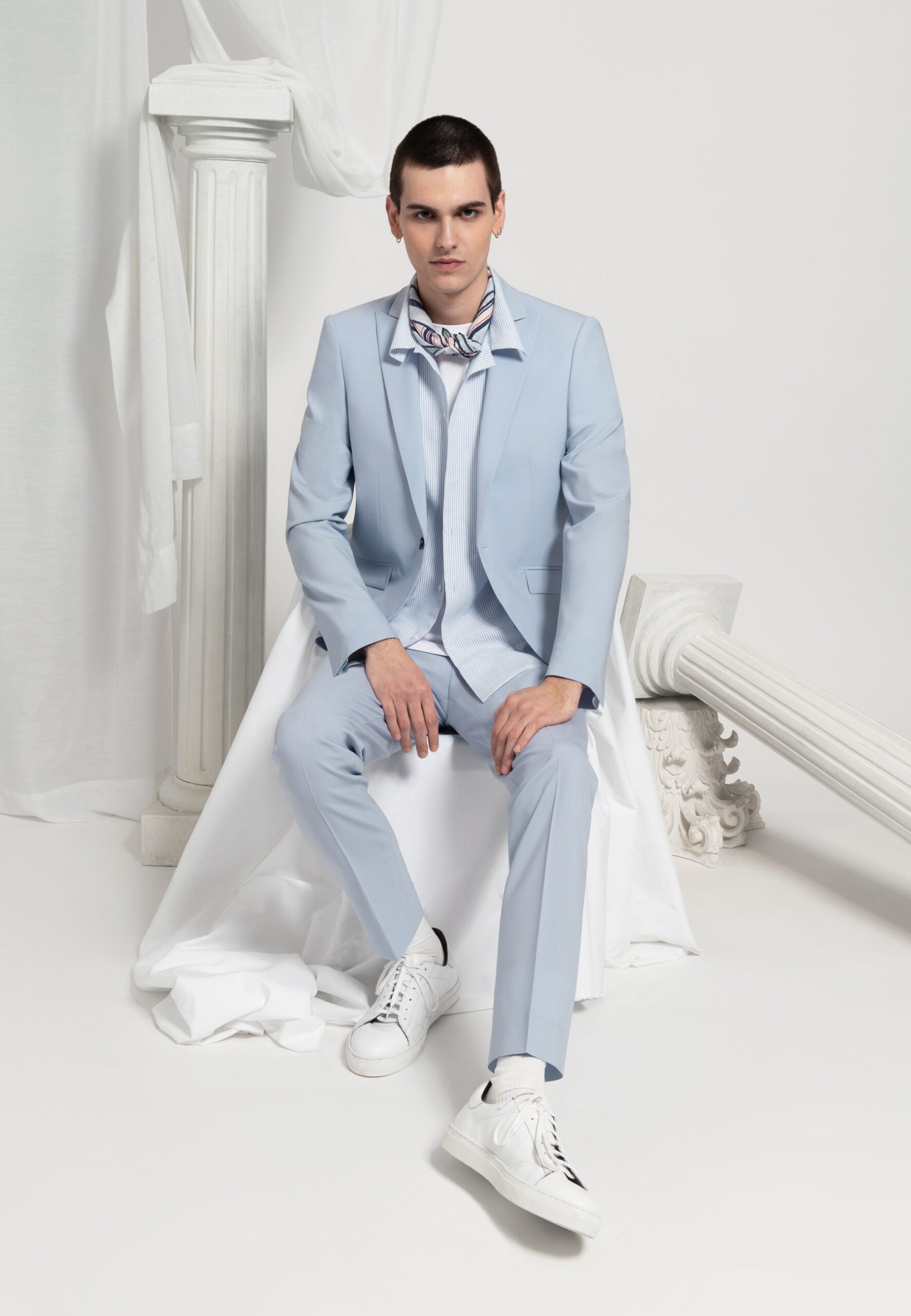 costume homme bleu ciel