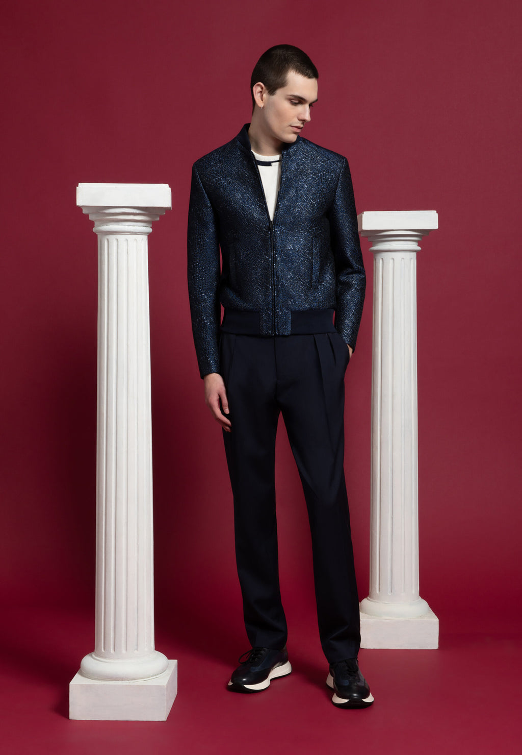blouson homme impression serpent beu et pantalon marine